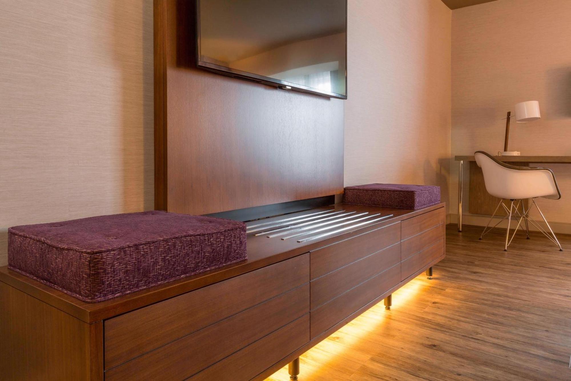 The Del Monte Lodge Renaissance Rochester Hotel & Spa Luaran gambar